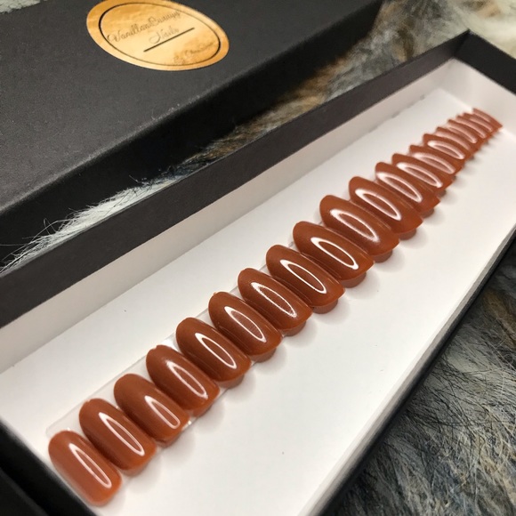 Press On Nails 🍫 Style:  Chocolate 😍😋 - Picture 2 of 8